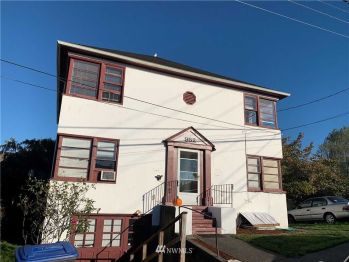 952 Highland Avenue , Bremerton, WA 98337