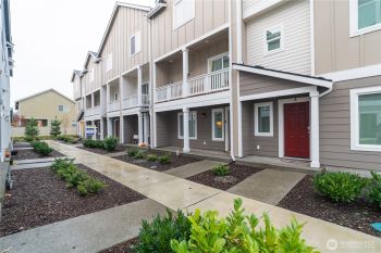 3232 Juno Court NE #D, Lacey, WA 98516