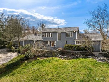 1739 Joli Drive , Freeland, WA 98249