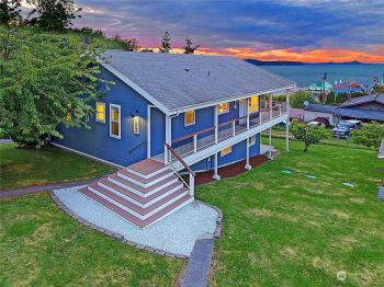 1064 Nellie Street , Camano Island, WA 98282