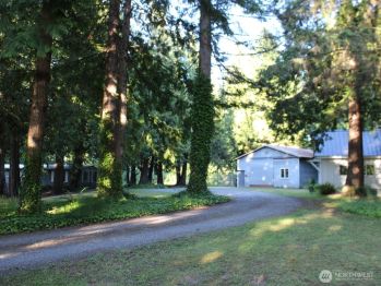 1051 Kelly Road , Bellingham, WA 98226