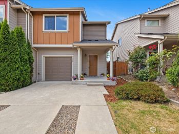 4220 82nd Avenue NE, Marysville, WA 98270