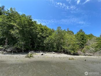 3950 E North Island Drive , Shelton, WA 98584