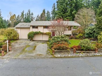 9423 117th Street E, Puyallup, WA 98373