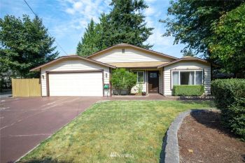 22105 SE 265th Way , Maple Valley, WA 98038