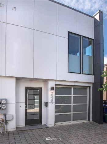 2343 10th Ave E, Seattle, WA 98102