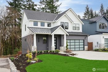 14490 133rd Place NE #1, Woodinville, WA 98072