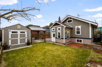1118 McKenzie Avenue , Bremerton, WA 98337
