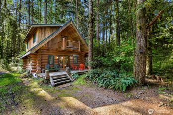 7010 Rainier Way , Deming, WA 98244