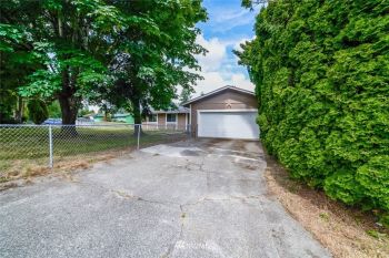 16431 126th Place SE, Renton, WA 98058