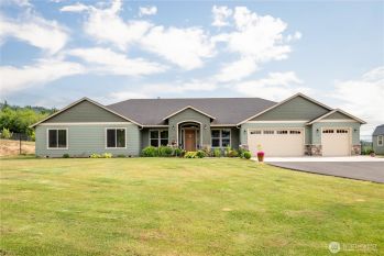 192 Cross Creek Drive , Kelso, WA 98626