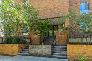 905 Cherry Street #302, Seattle, WA 98104