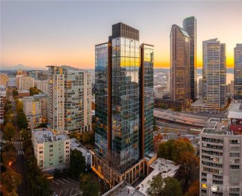 800 Columbia Street #1905, Seattle, WA 98104