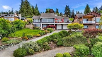 40 Vista Del Mar Street , Camano Island, WA 98282-8720