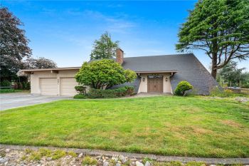 401 Lakeshore Drive , Centralia, WA 98531