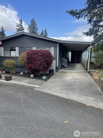 2500 S 370th Street #32, Federal Way, WA 98003