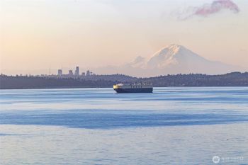 21106 President Point Road NE, Kingston, WA 98346-9174