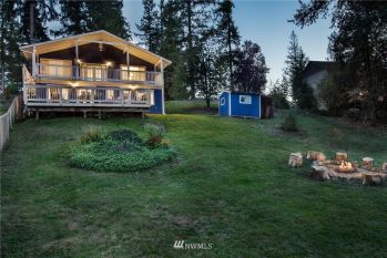 17142 Lakepoint Drive SE, Yelm, WA 98597-9163