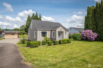 4656 Ocean Beach Highway , Longview, WA 98632