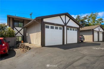 323 SW 112th Street #106, Seattle, WA 98146