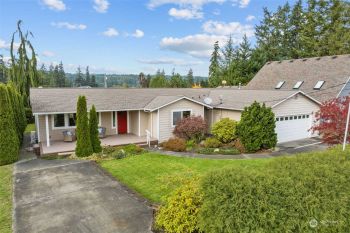 229 Heather Drive , Camano Island, WA 98282