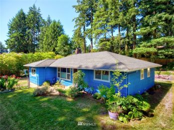 17521 Wallingford Avenue N, Shoreline, WA 98133