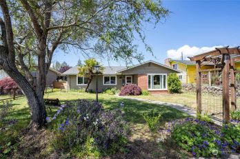 1458 N Shirley Street , Tacoma, WA 98406