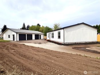 8645 SE Sequoia Court , Yelm, WA 98597