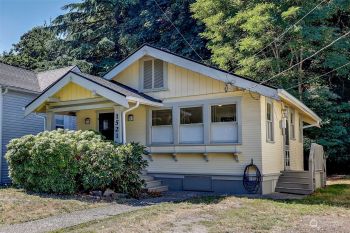 1521 Park Avenue , Bremerton, WA 98337