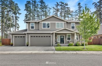 2722 SW Fairway Point Drive , Oak Harbor, WA 98277
