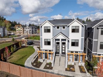 13263 NE 143rd Court #8, Woodinville, WA 98072
