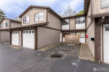 303 SW 112th Street #D409, Seattle, WA 98146