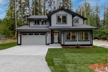 21649 N Clear Lake Boulevard SE, Yelm, WA 98597