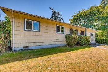 1838 E 34th Street , Tacoma, WA 98404