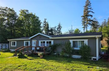 1989 Dragon Drive , Camano Island, WA 98282-5017
