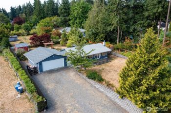 19107 Bonney Lake Boulevard E, Bonney Lake, WA 98391-8852