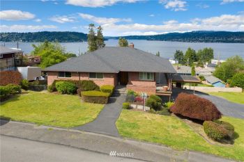 7724 S Sunnycrest Road , Seattle, WA 98178