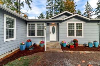 15747 Lawrence Lake Road SE, Yelm, WA 98597