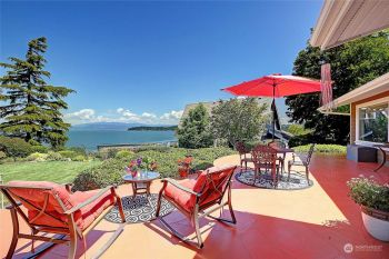 386 Utsalady Point Road , Camano Island, WA 98282