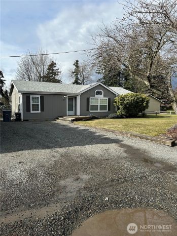 11104 59th Avenue E, Puyallup, WA 98373