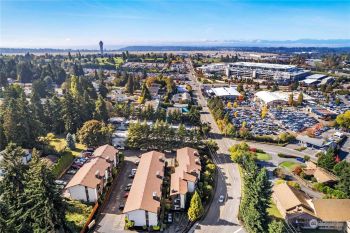 3505 S 160th Street #B4, SeaTac, WA 98188-2631