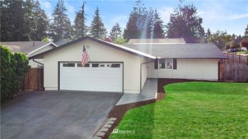 5402 81st Avenue Ct W, University Place, WA 98467