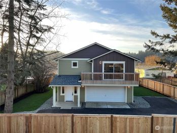 108 Homer Avenue SW, Pacific, WA 98047