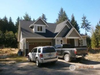 996 Pearce Road , Port Angeles, WA 98362