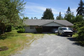795 S Patricia Ann Drive , Camano Island, WA 98282