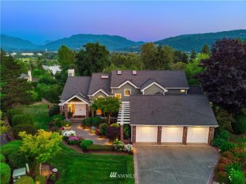 21115 SE 40th Place , Sammamish, WA 98075