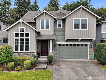 305 Field Place SE, Renton, WA 98059