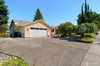 3708 W 8th Ave , Anacortes, WA 98221