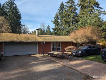 11502 85th Avenue Ct E, Puyallup, WA 98373