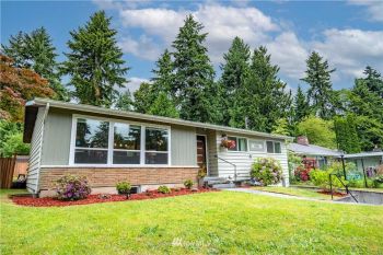 15721 Wallingford Avenue N, Shoreline, WA 98133